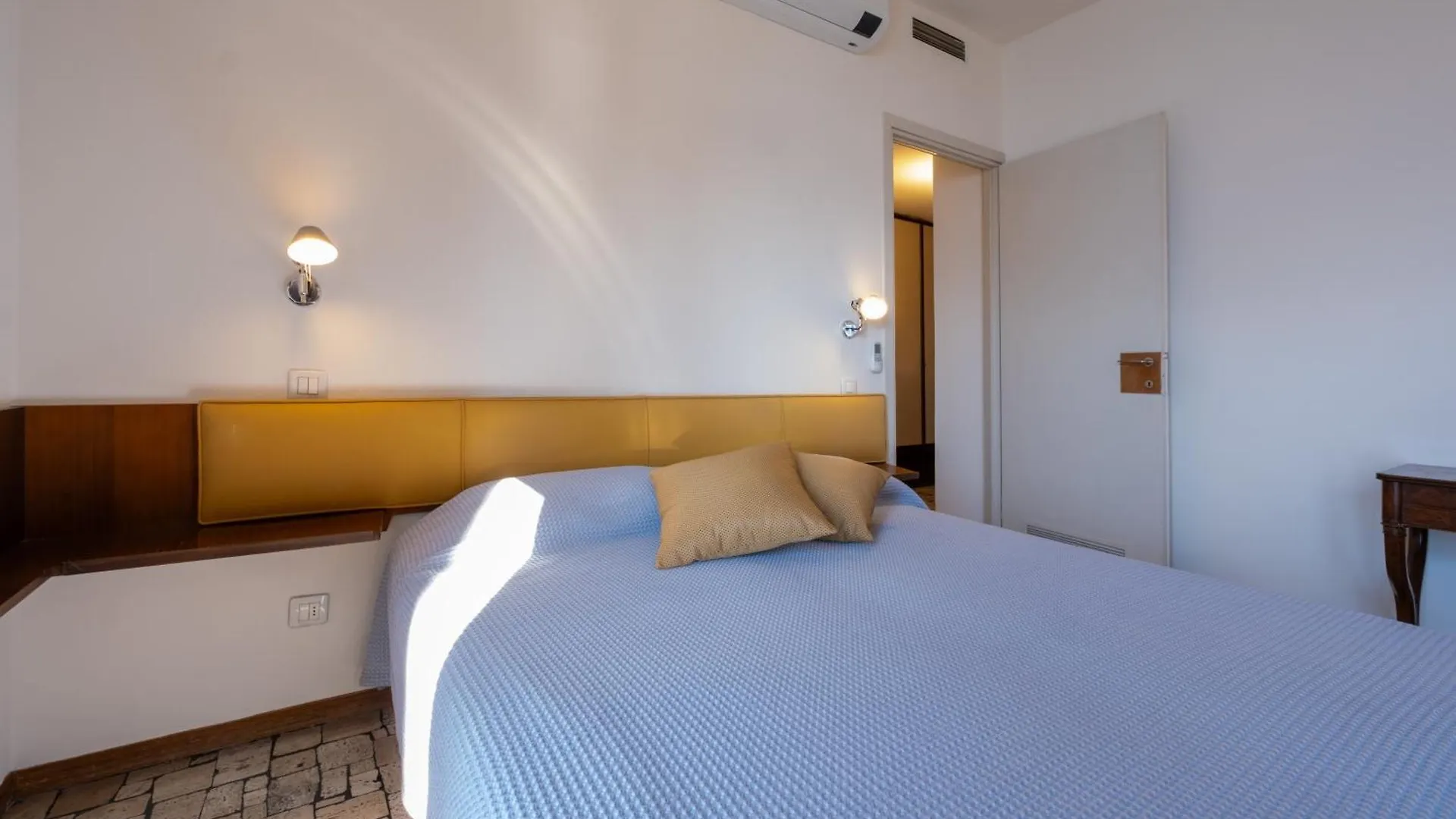Villa Lucy - Porzione Di Villa Con Giardino Varenna 0*,