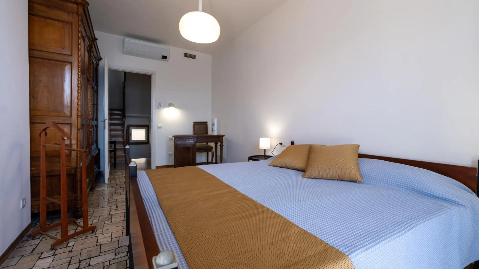 Villa Lucy - Porzione Di Villa Con Giardino Varenna Holiday home